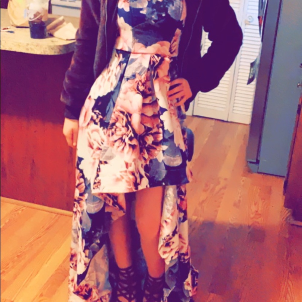 Prom dress - Picture 4 of 4